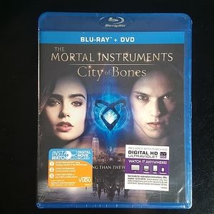 The Mortal Instruments: City of Bones Blu Ray/DVD combo pack, Factory Sealed